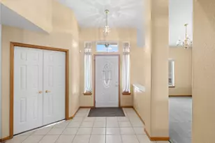 19224 Roanoke, Apple Valley, CA 92307 - Photo 2