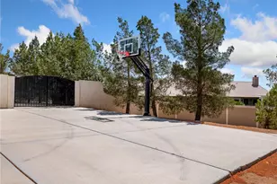 19224 Roanoke, Apple Valley, CA 92307 - Photo 50