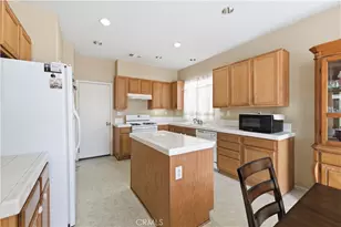 2822 Emerald, Lancaster, CA 93535 - Photo 10