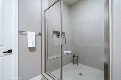 614 E Camellia Way, Azusa, CA 91702 - Photo 32