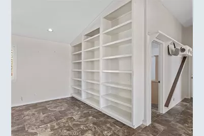 16992 Joshua, Apple Valley, CA 92307 - Photo 6