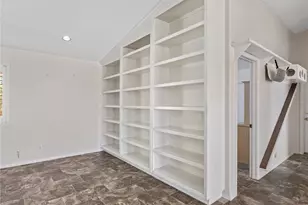 16992 Joshua, Apple Valley, CA 92307 - Photo 6