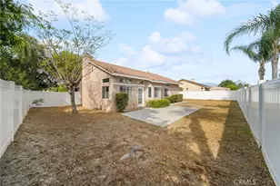 3895 Paris, Hemet, CA 92545 - Photo 4