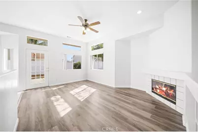 3895 Paris, Hemet, CA 92545 - Photo 10