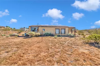 10393 Mockingbird Avenue, Apple Valley, CA 92308 - Photo 4