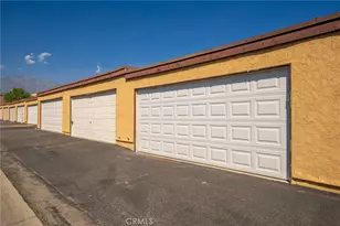 435 W 9th St, Upland, CA 91786 - Photo 20