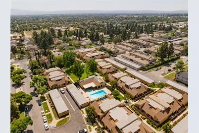 435 W 9th Street, Upland, CA 91786 - Photo 32