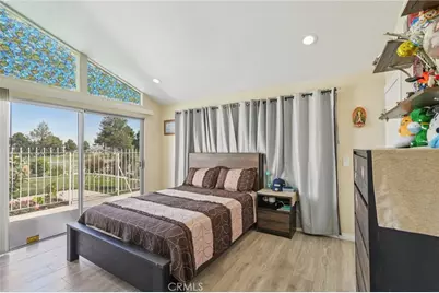 18060 Pebble Beach Drive, Victorville, CA 92395 - Photo 16