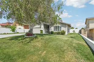 18060 Pebble Beach Dr, Victorville, CA 92395 - Photo 30