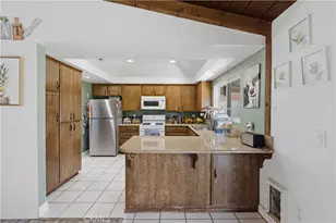 20801 Hollis Dr, Perris, CA 92570 - Photo 10