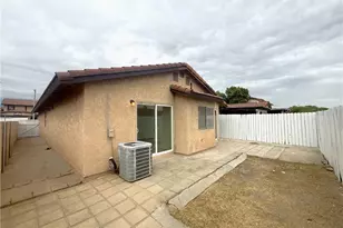 769 W Virginia St, Rialto, CA 92376 - Photo 14
