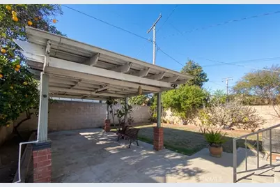 569 Bradshawe, Los Angeles, CA 90022 - Photo 2