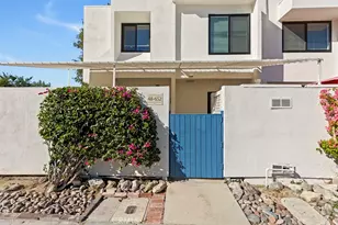 48652 Desert Flower Dr, Palm Desert, CA 92260 - Photo 2