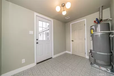 516 N Begonia Avenue, Ontario, CA 91762 - Photo 26