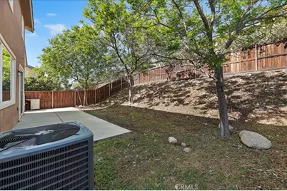18394 Damiana, San Bernardino, CA 92407 - Photo 24