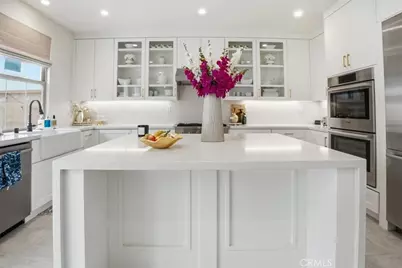 107 Starbright, Irvine, CA 92618 - Photo 16