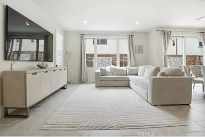 107 Starbright, Irvine, CA 92618 - Photo 4