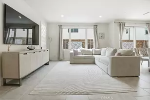 107 Starbright, Irvine, CA 92618 - Photo 4