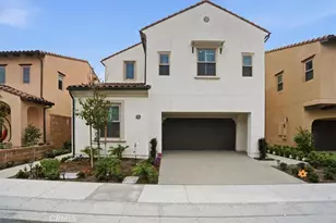 107 Starbright, Irvine, CA 92618 - Photo 2