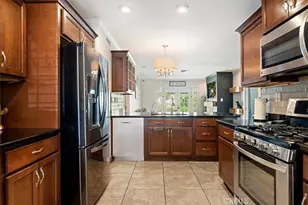 19631 Fairweather, Canyon Country, CA 91351 - Photo 10