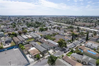 10830 Kalmia, Los Angeles, CA 90059 - Photo 4