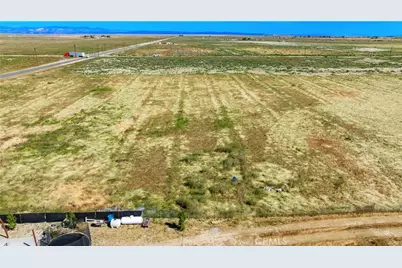 50 Avenue H, Lancaster, CA 93535 - Photo 6