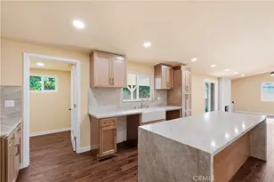 8008 Greenbush Ave, Panorama City, CA 91402 - Photo 10