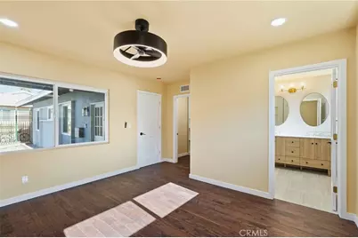 8008 Greenbush Avenue, Panorama City, CA 91402 - Photo 12