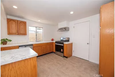 541 E Greenhaven, Covina, CA 91723 - Photo 8