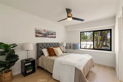 6611 Glade, Woodland Hills, CA 91303 - Photo 22