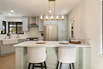 6611 Glade, Woodland Hills, CA 91303 - Photo 8