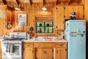 697 Mormon Springs, Crestline, CA 92325 - Photo 8