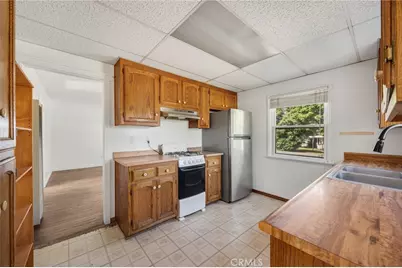 17837 Brightman Avenue, Lake Elsinore, CA 92530 - Photo 14