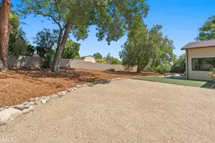 3310 N Mills Ave, Claremont, CA 91711 - Photo 46