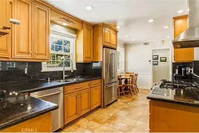 515 N Michillinda, Pasadena, CA 91107 - Photo 10
