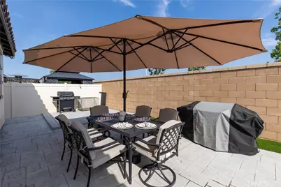 9461 Venetian Way, Jurupa Valley, CA 92509 - Photo 28