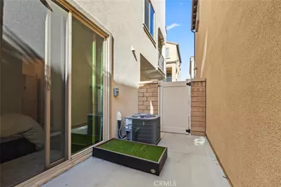 831 Wintergreen Way, Upland, CA 91786 - Photo 10