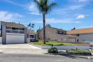 25452 Esrose Ct, Lake Forest, CA 92630 - Photo 2