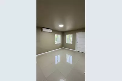 802 E 111th, Los Angeles, CA 90059 - Photo 4