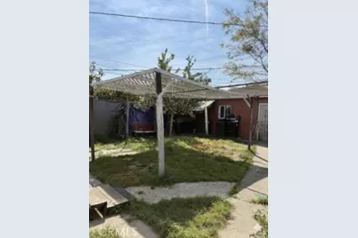 802 E 111th, Los Angeles, CA 90059 - Photo 10