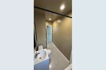 802 E 111th, Los Angeles, CA 90059 - Photo 6