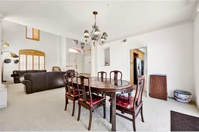 5936 Vista De La Luz, Woodland Hills, CA 91367 - Photo 8