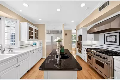 465 W Highland Avenue, Sierra Madre, CA 91024 - Photo 14