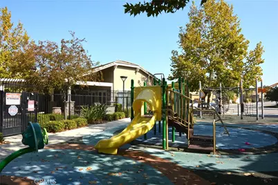 15581 Curry, Fontana, CA 92336 - Photo 38