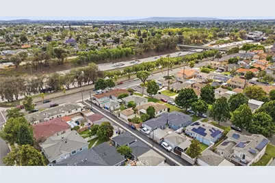 12752 Cowley, Downey, CA 90242 - Photo 20