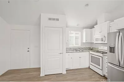 7650 Balboa Boulevard #129, Van Nuys, CA 91406 - Photo 10