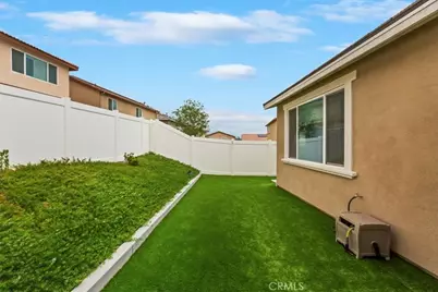 360 Elizabeth Court, Rialto, CA 92377 - Photo 28