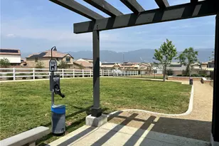 360 Elizabeth Ct, Rialto, CA 92377 - Photo 32