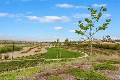 360 Elizabeth Court, Rialto, CA 92377 - Photo 36