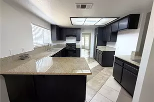 43619 Emile Zola St, Lancaster, CA 93535 - Photo 6